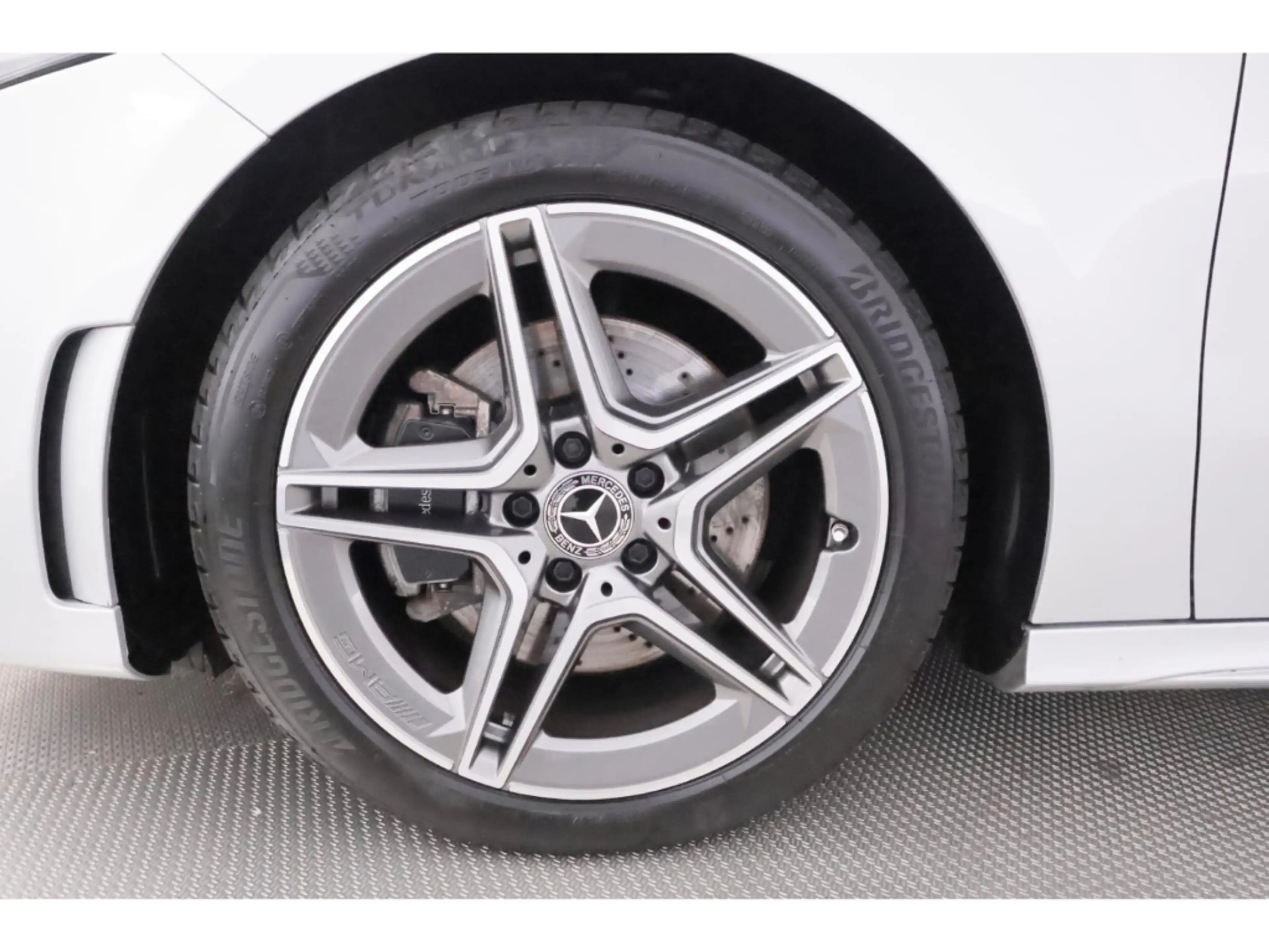 Mercedes-Benz A 220 d 4Matic 8G-DCT AMG Line+LED+NAVI+HUD+TEMPO — photo 16