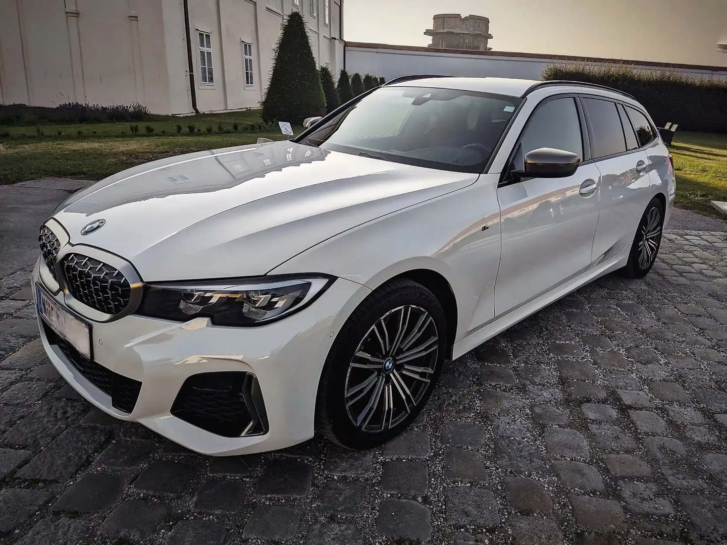 BMW 340 M340i Touring xDrive Weiß - 2