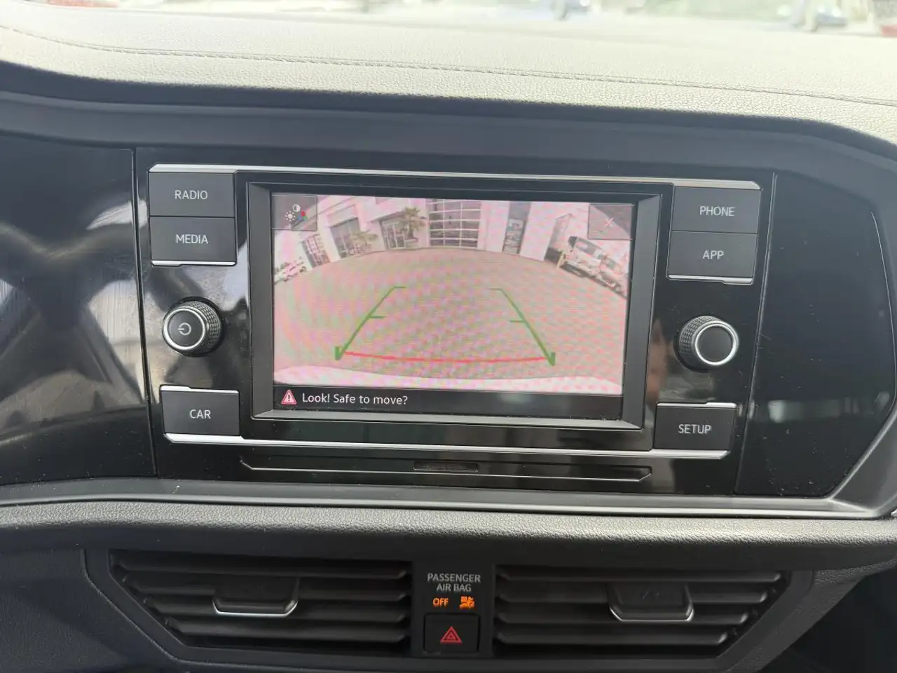 Volkswagen Jetta снимка Volkswagen Jetta