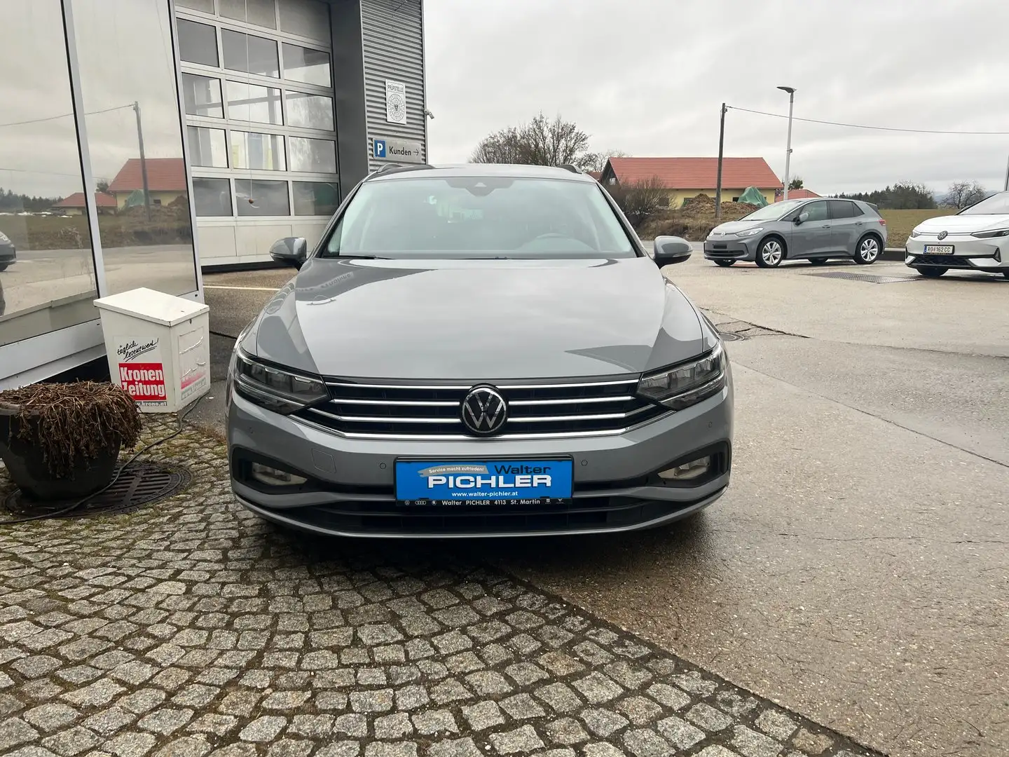 Volkswagen Passat Variant TDI Grau - 2