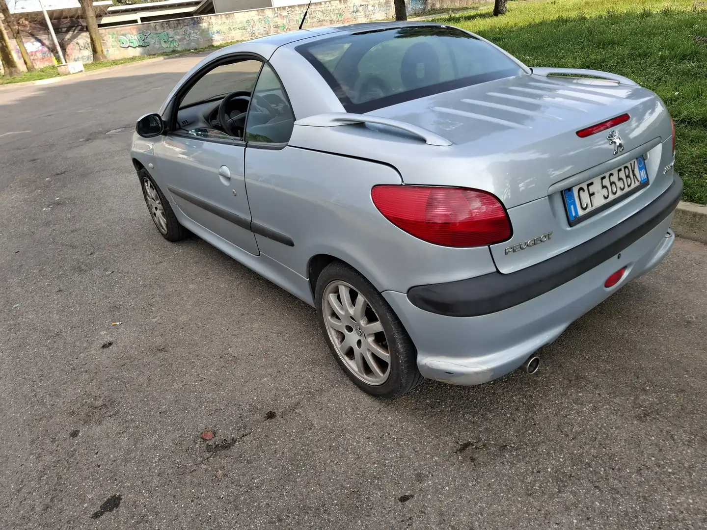 Peugeot 206 CC 1.6 16v c/abs Grigio - 1