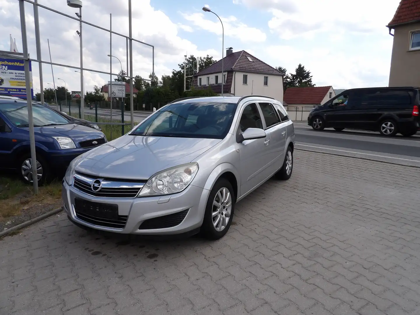 Opel Astra Edition, Klima, HU-AU NEU Gris - 1