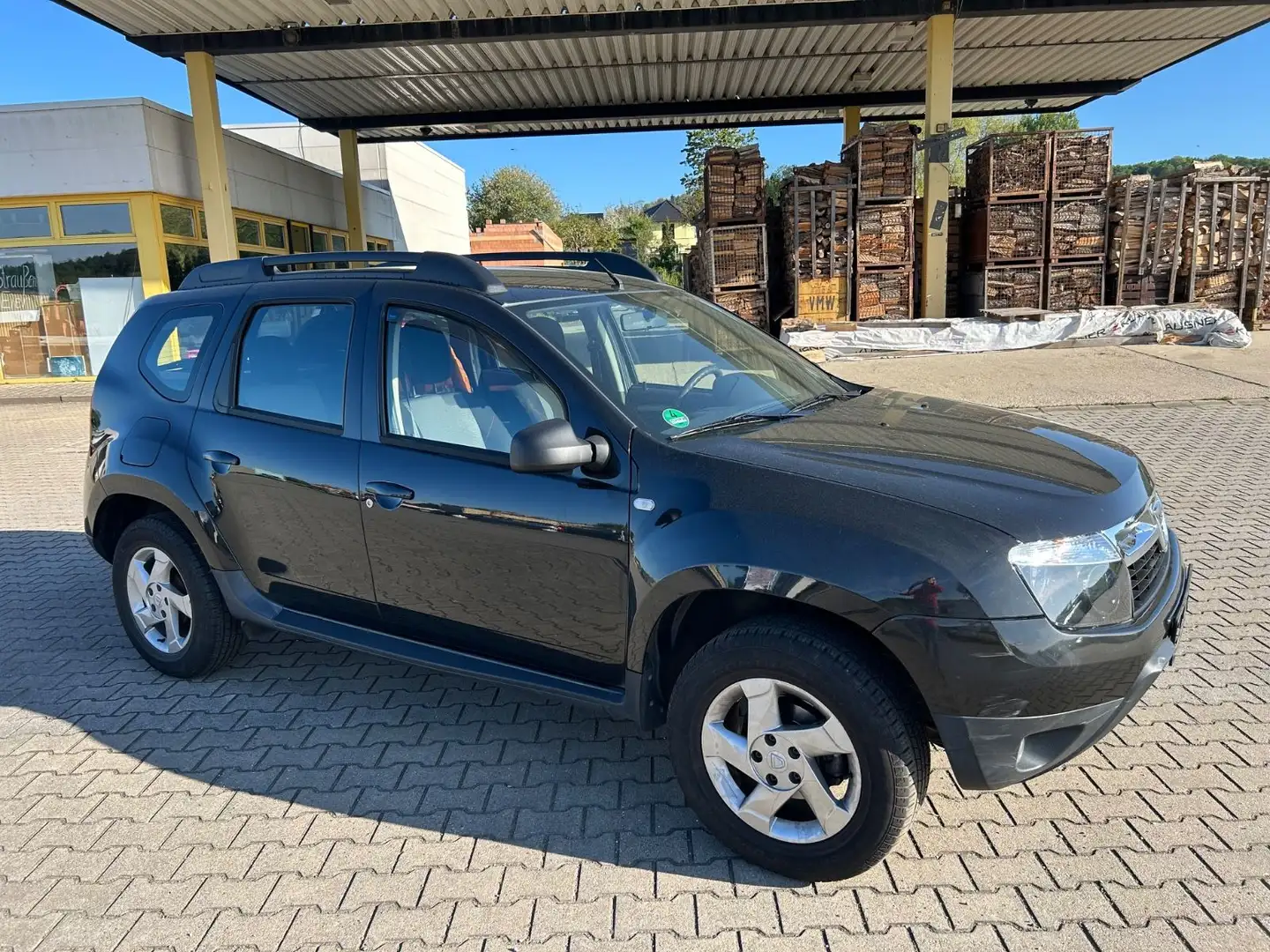 Dacia Duster I Laureate 4x4, Klima,Scheckheft,HU 11/26 Fekete - 1