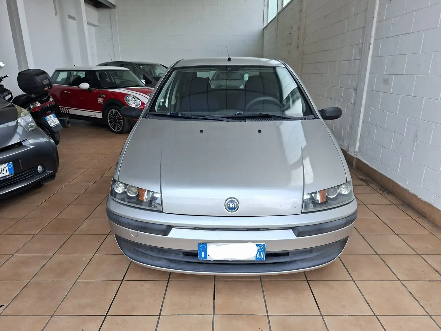 Fiat Punto Punto 5p 1.2 Verve, benzina/metano Srebrny - 1