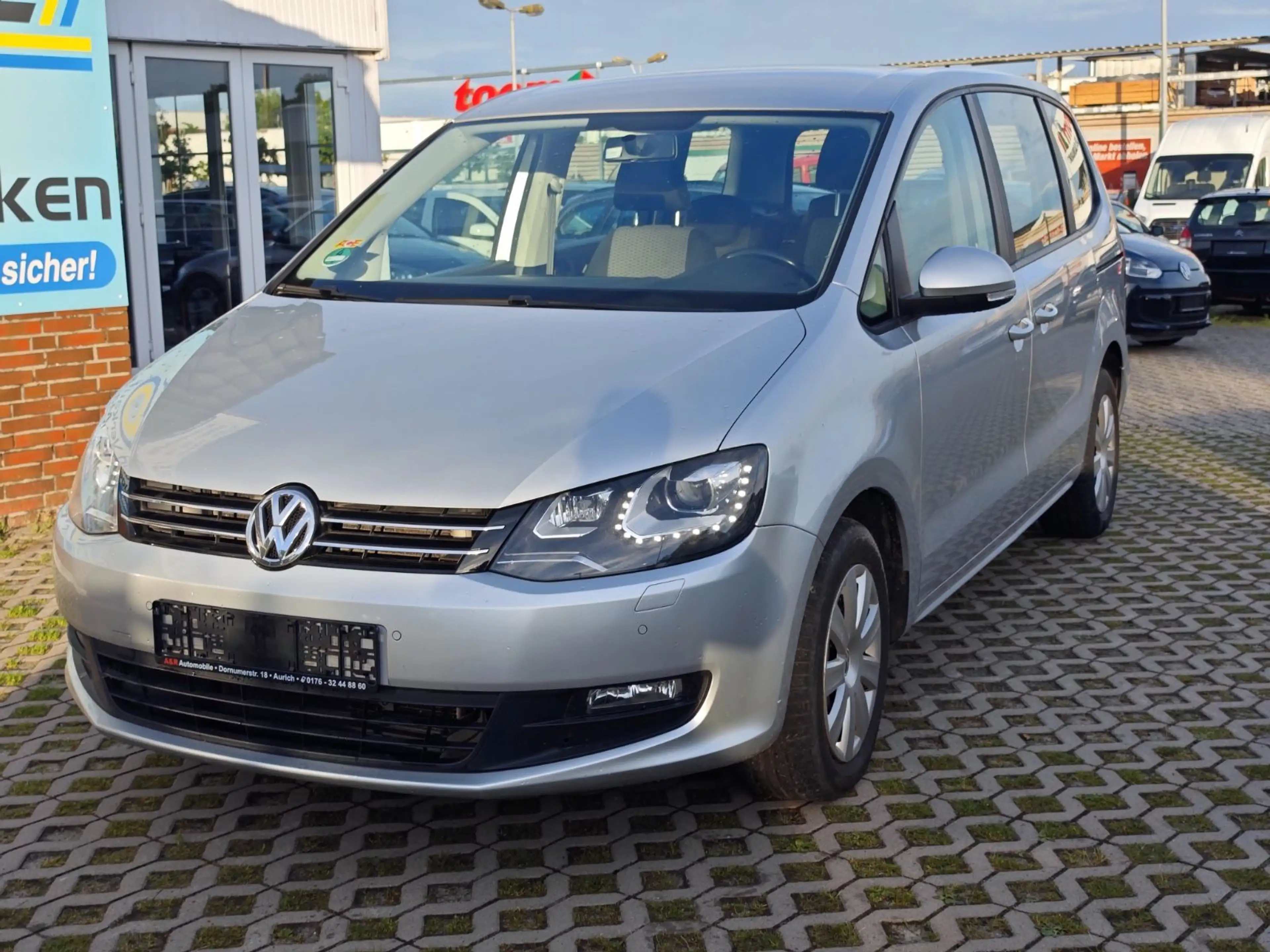 Volkswagen Sharan 2.0 TDI BlueMotion Tech Comfortline AUTOM — photo 4