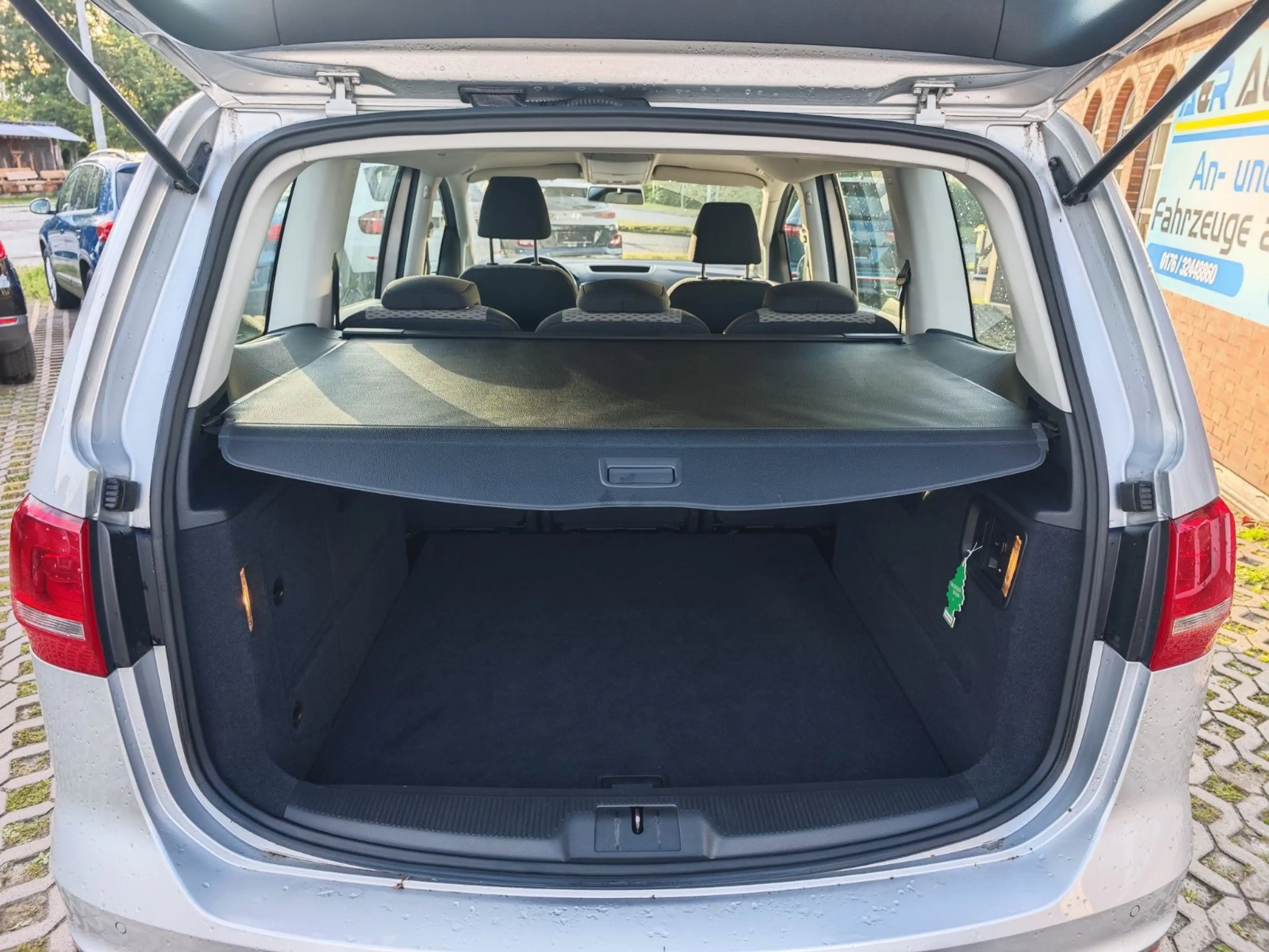 Volkswagen Sharan 2.0 TDI BlueMotion Tech Comfortline AUTOM — photo 12