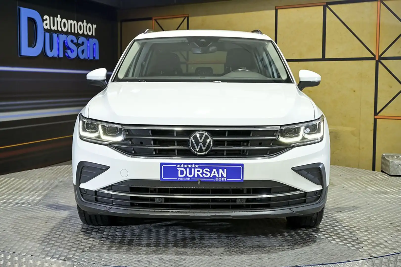 Volkswagen Tiguan 2.0TDI Life DSG 110kW Wit - 2