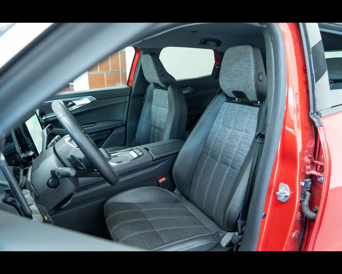 Renault Austral Full Hybrid E-Tech 200 CV Techno 12