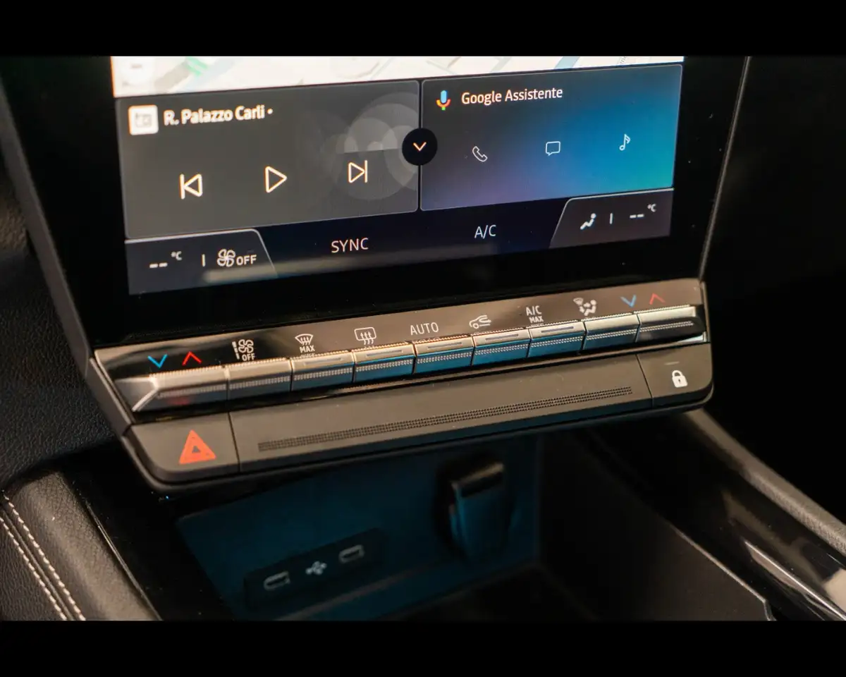 Renault Austral Full Hybrid E-Tech 200 CV Techno 27
