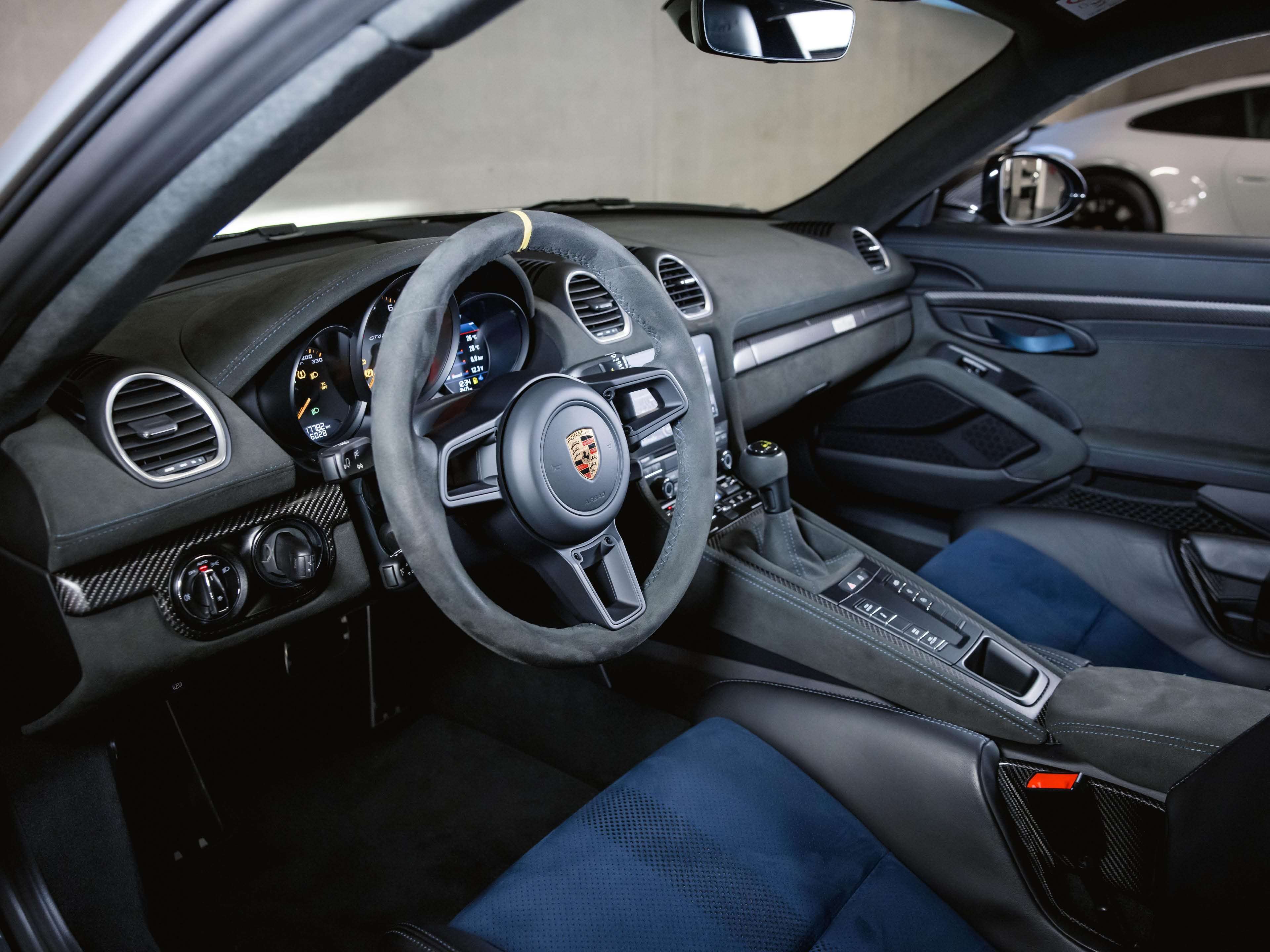 Porsche Cayman