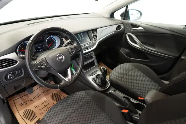 Opel Astra view 13