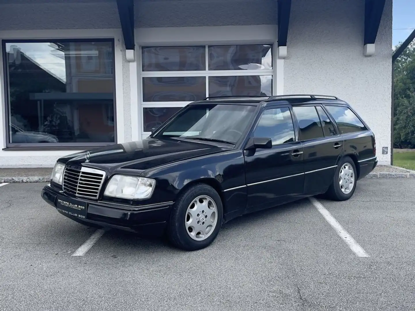 Mercedes-Benz Sonstige W124 - neues Pickerl - AKTIONSPREIS Schwarz - 2