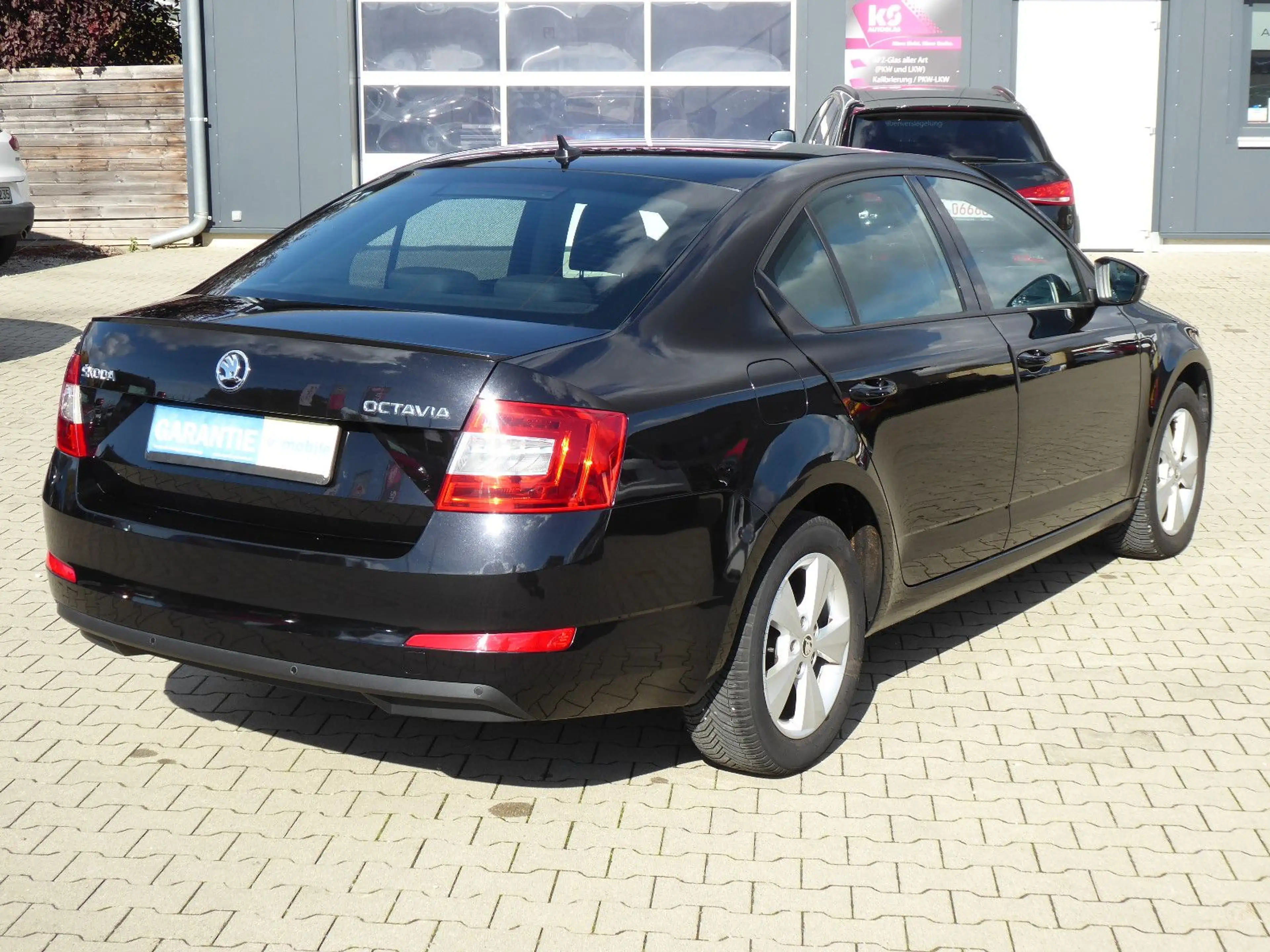 Skoda Octavia Elegance 1,8TSI 1.Hand/Klimaaut./PDC/Sitzh. uvm — photo 6
