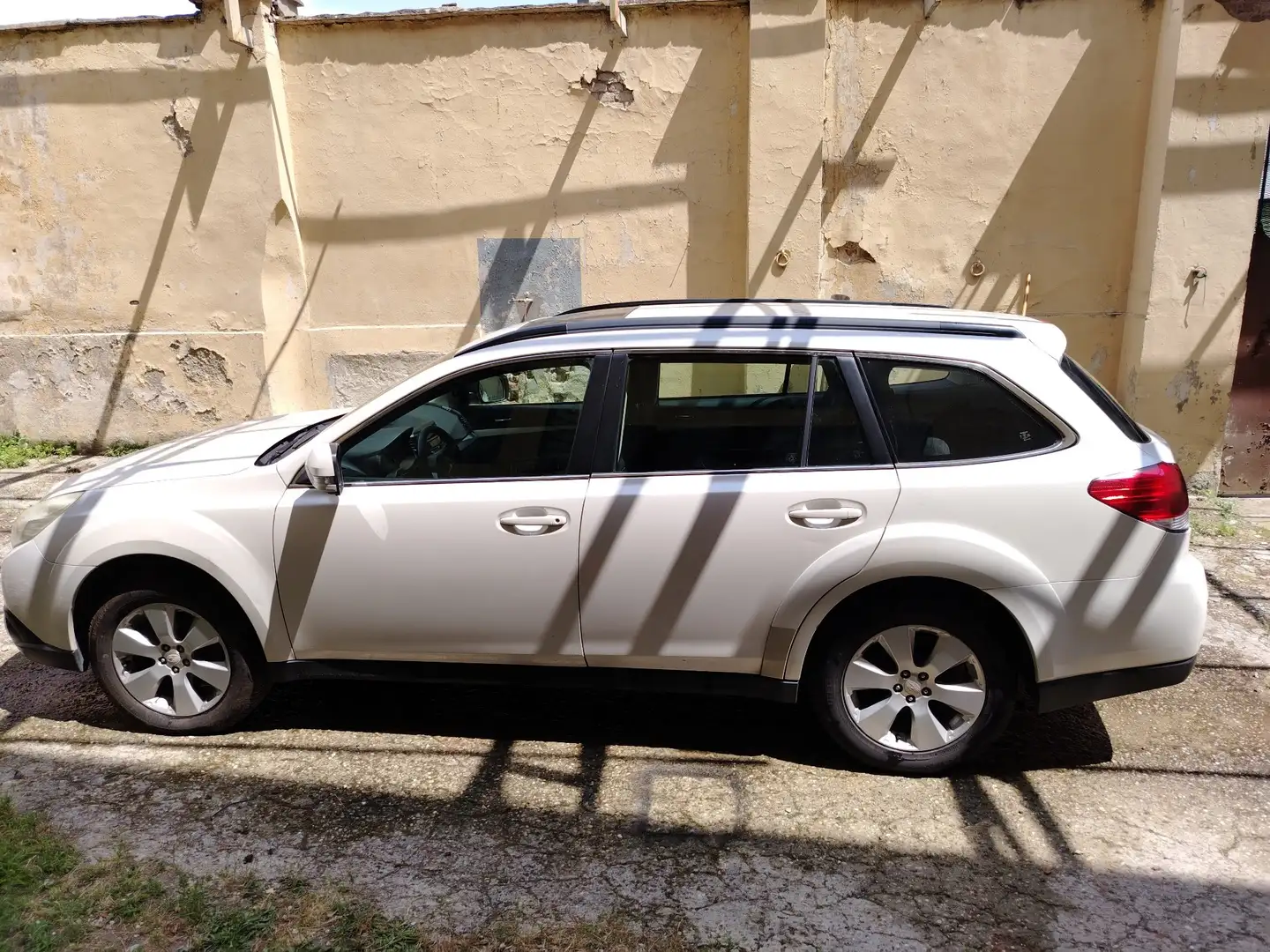 Subaru OUTBACK 2.5i Trend Limited (trend) (vc) bi-fuel 6mt - 1