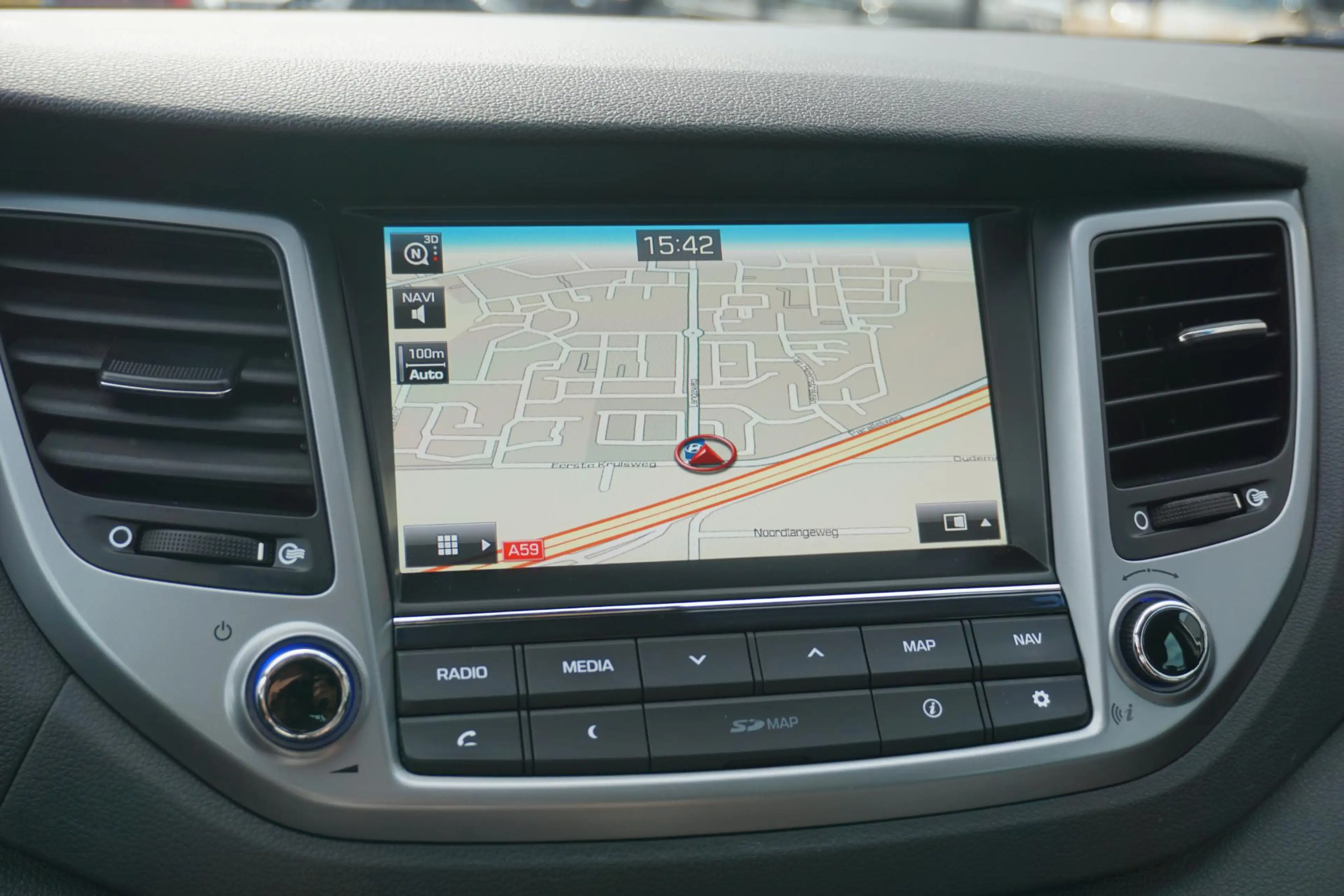 Hyundai TUCSON 1.6 GDi Premium — photo 10