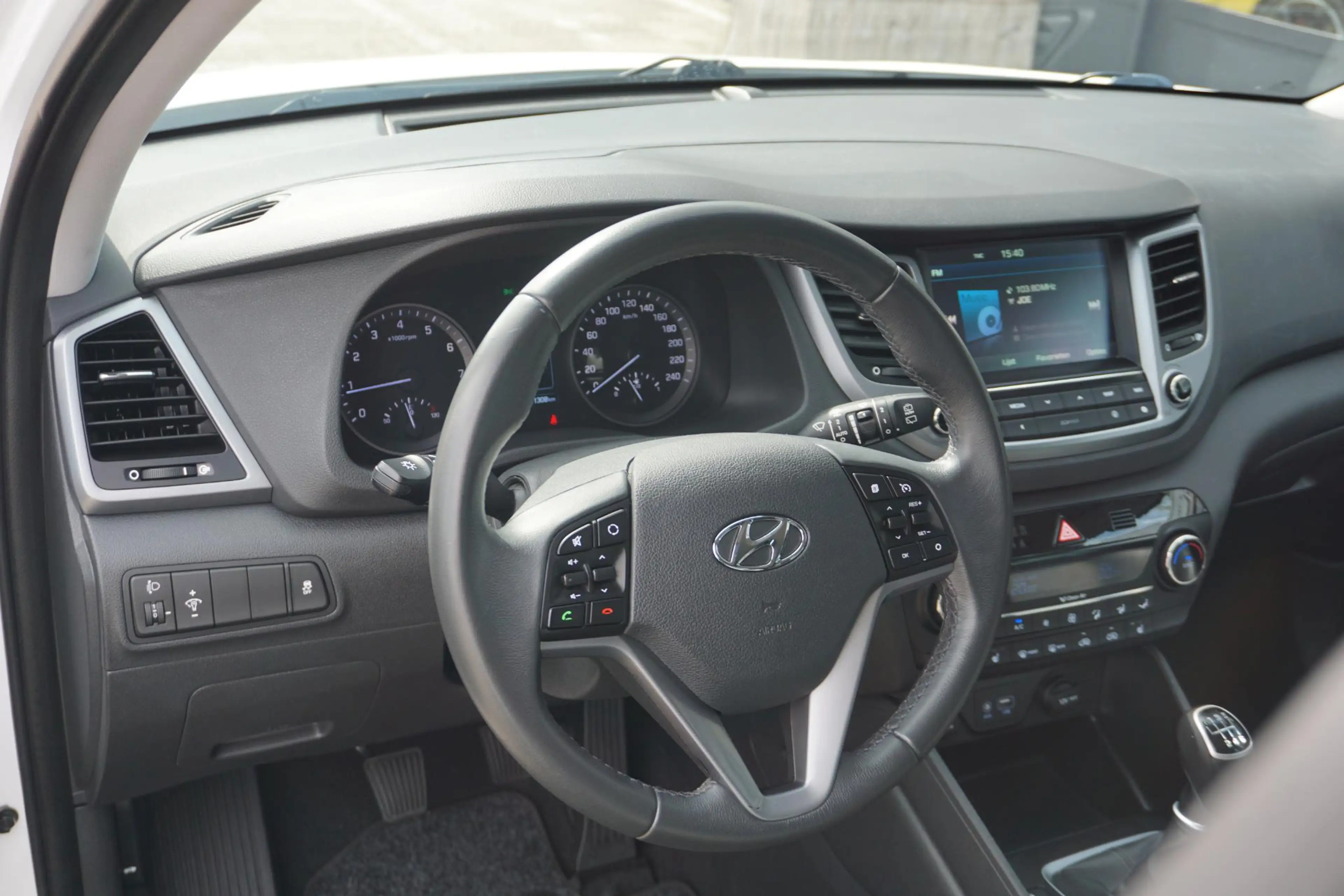 Hyundai TUCSON 1.6 GDi Premium — photo 3