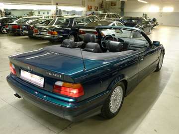 328i Cabrio, 67.470 Kilometer, 2.Hand, sehr gepflegt