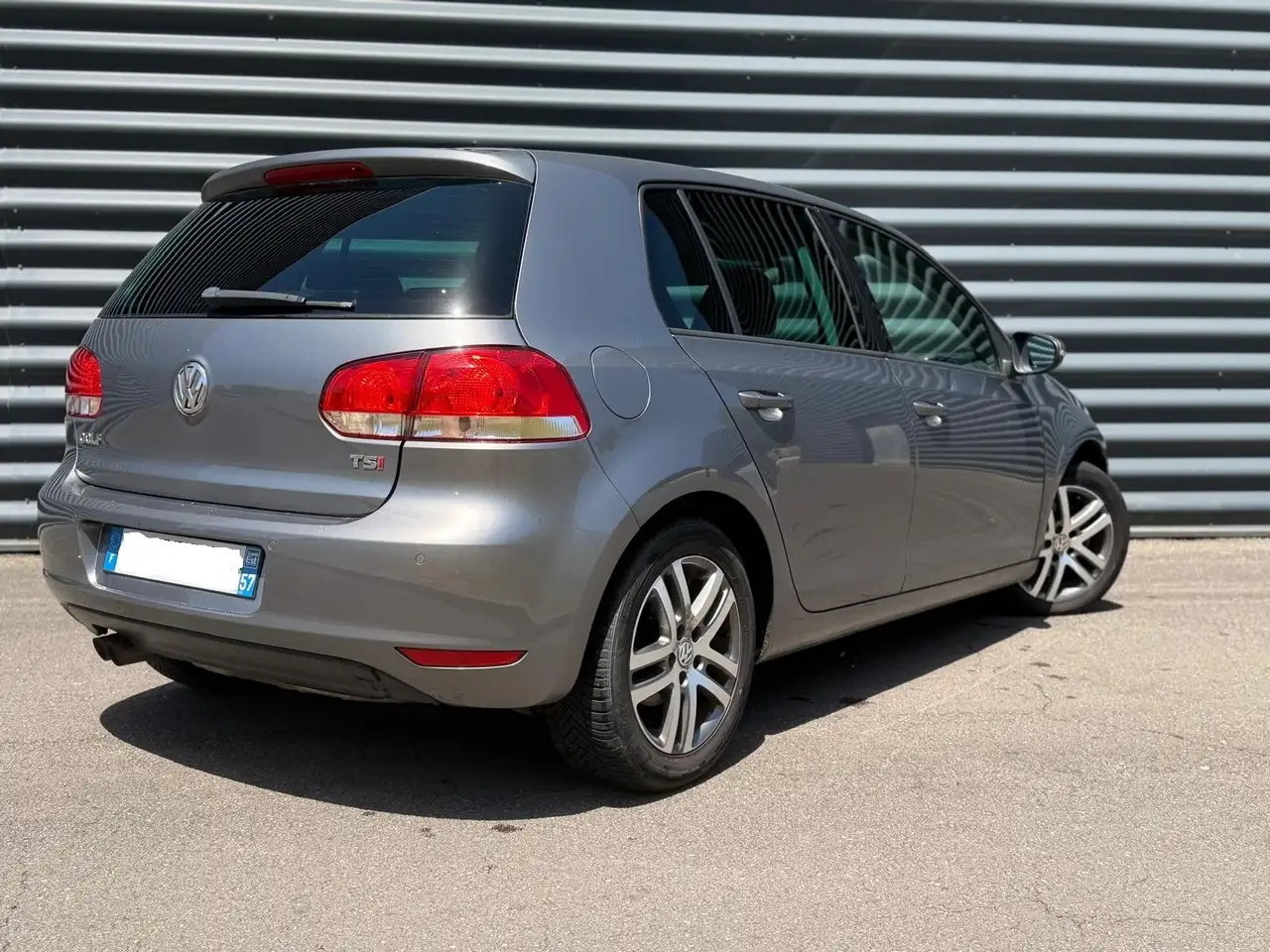 Volkswagen Golf Standard Model — photo 3