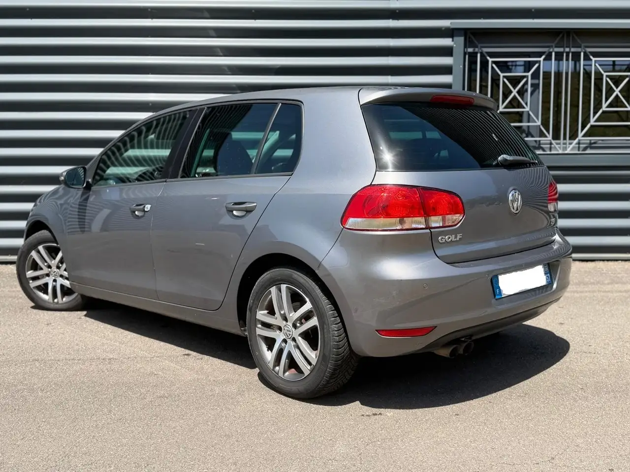 Volkswagen Golf Standard Model — photo 4