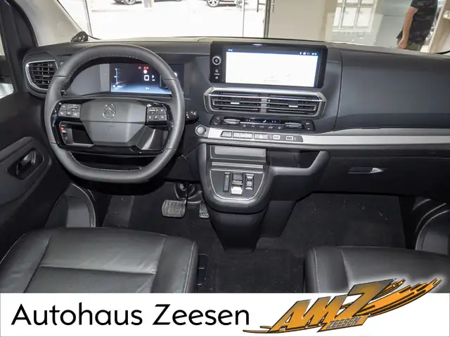 Citroen Spacetourer view 6