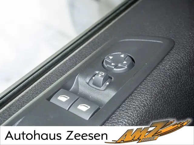 Citroen Spacetourer view 16