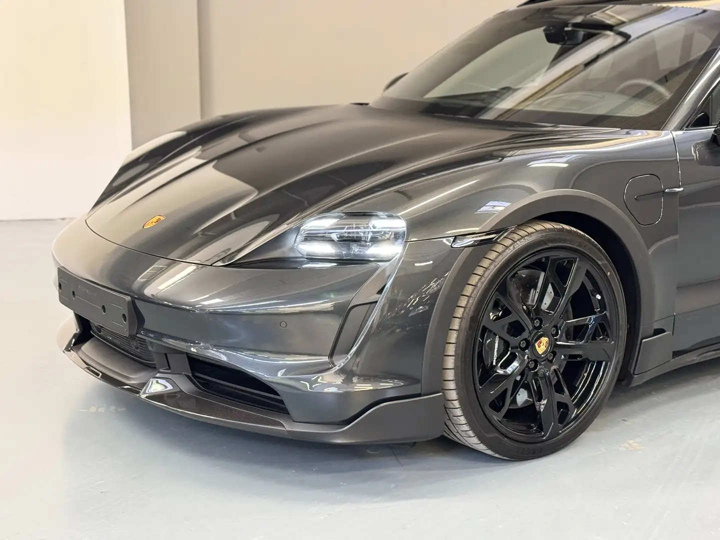 Porsche Taycan Cross Turismo Turbo S FRENI CARBO - IVA ESP. Leggi Grigio - 2