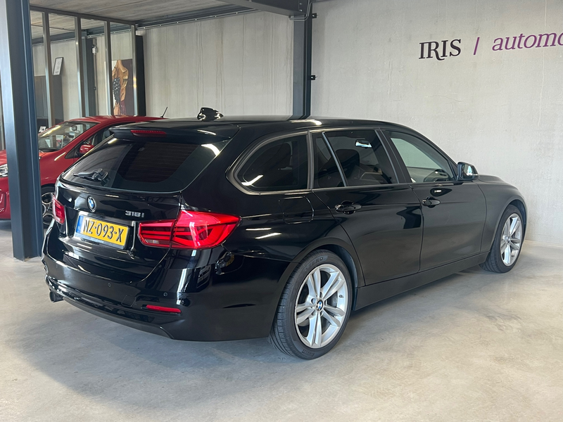 BMW 318 3-serie Touring 318i - Stoelverwarming - PDC - Nav — photo 4