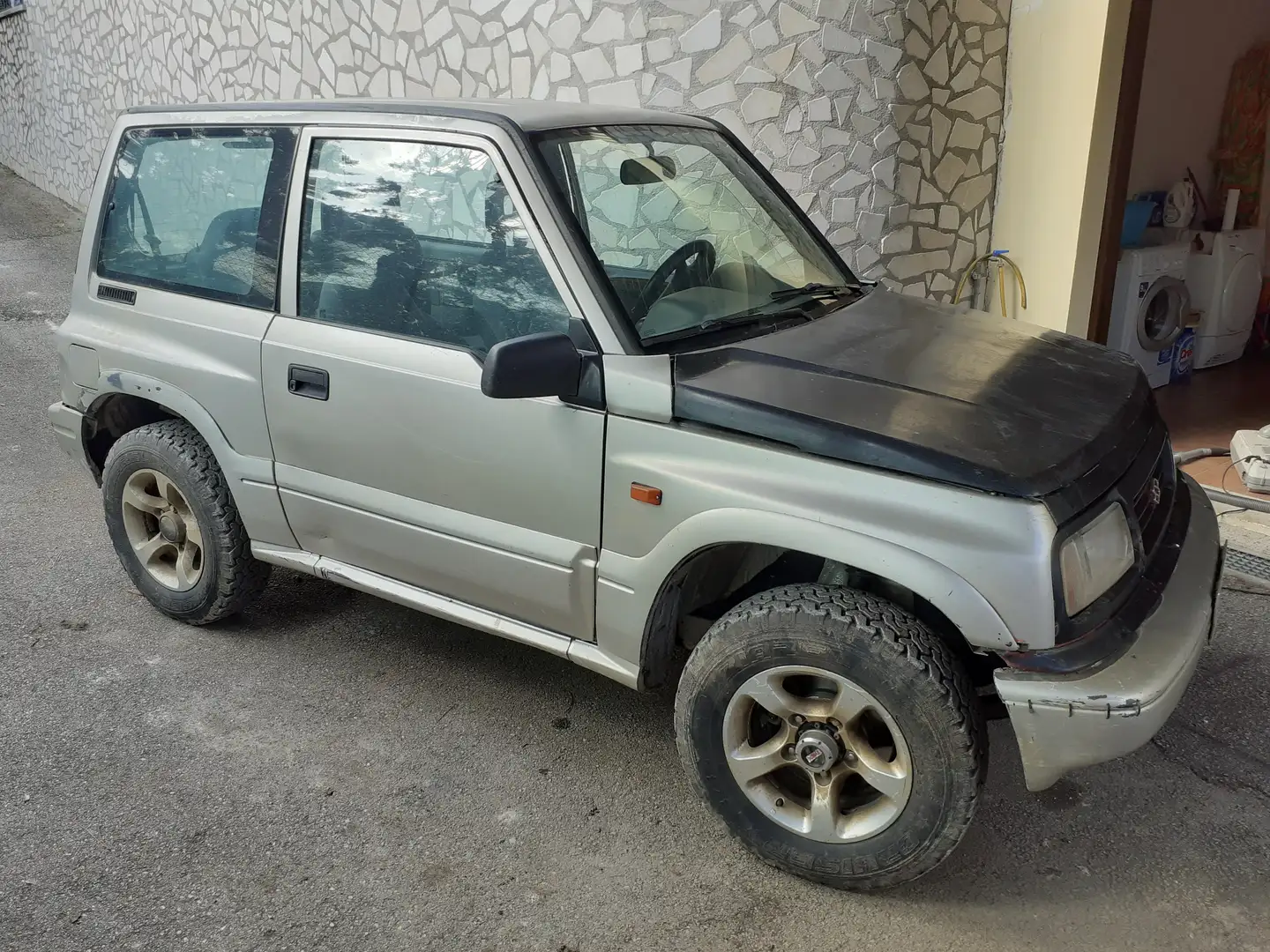 Suzuki Vitara 2.0 Hdi Gris - 1