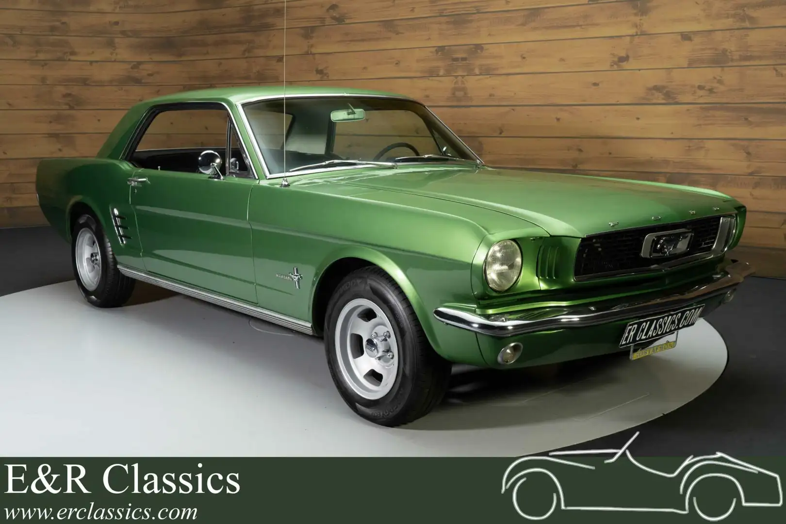 Ford Mustang Coupe | Gerestaureerd | 6 Cilinder | 1966 Green - 1