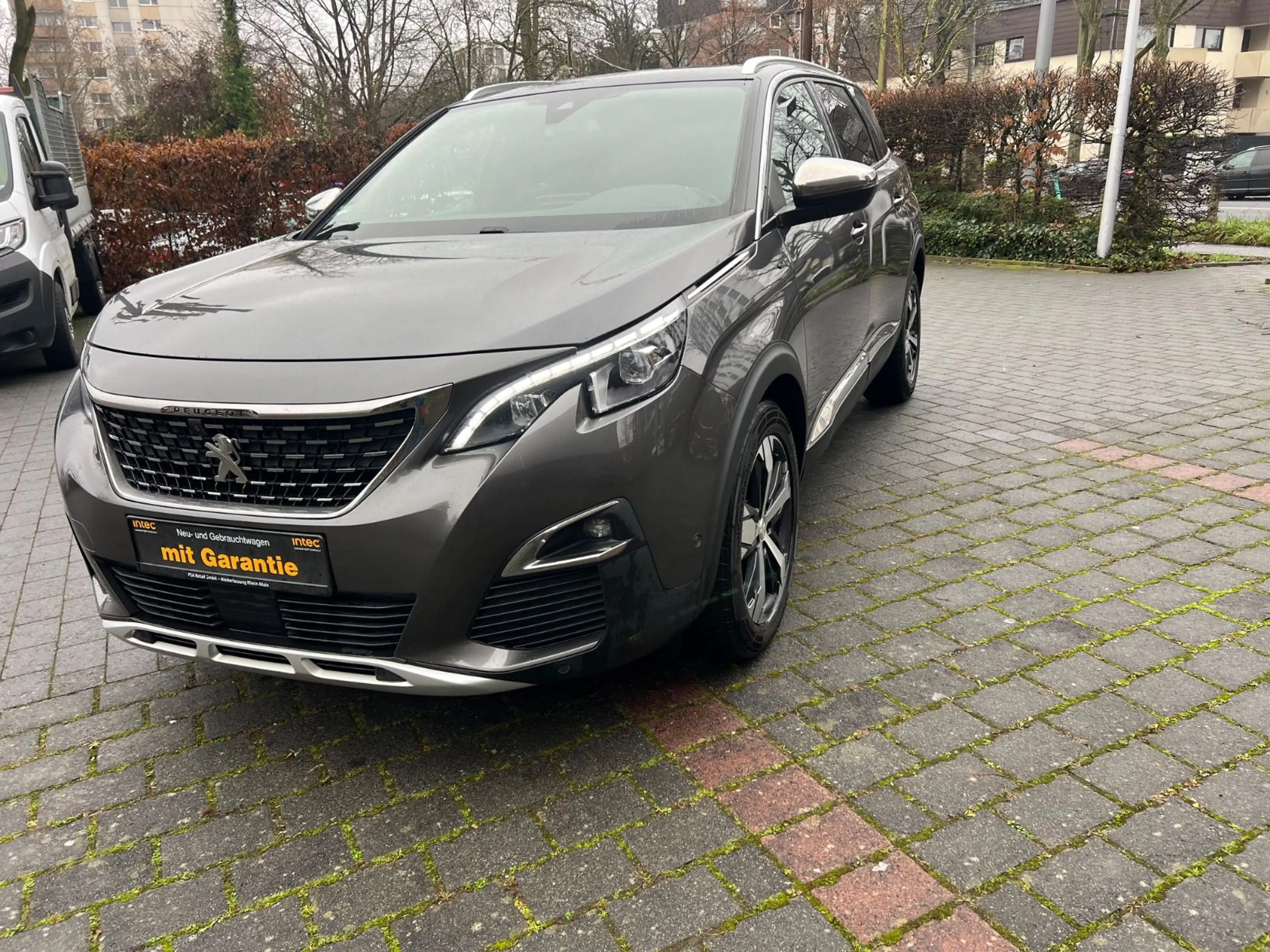 Peugeot 5008 GT BlueHDi 1.Hand~ Aut~Navi~Leder~Panorama — photo 3