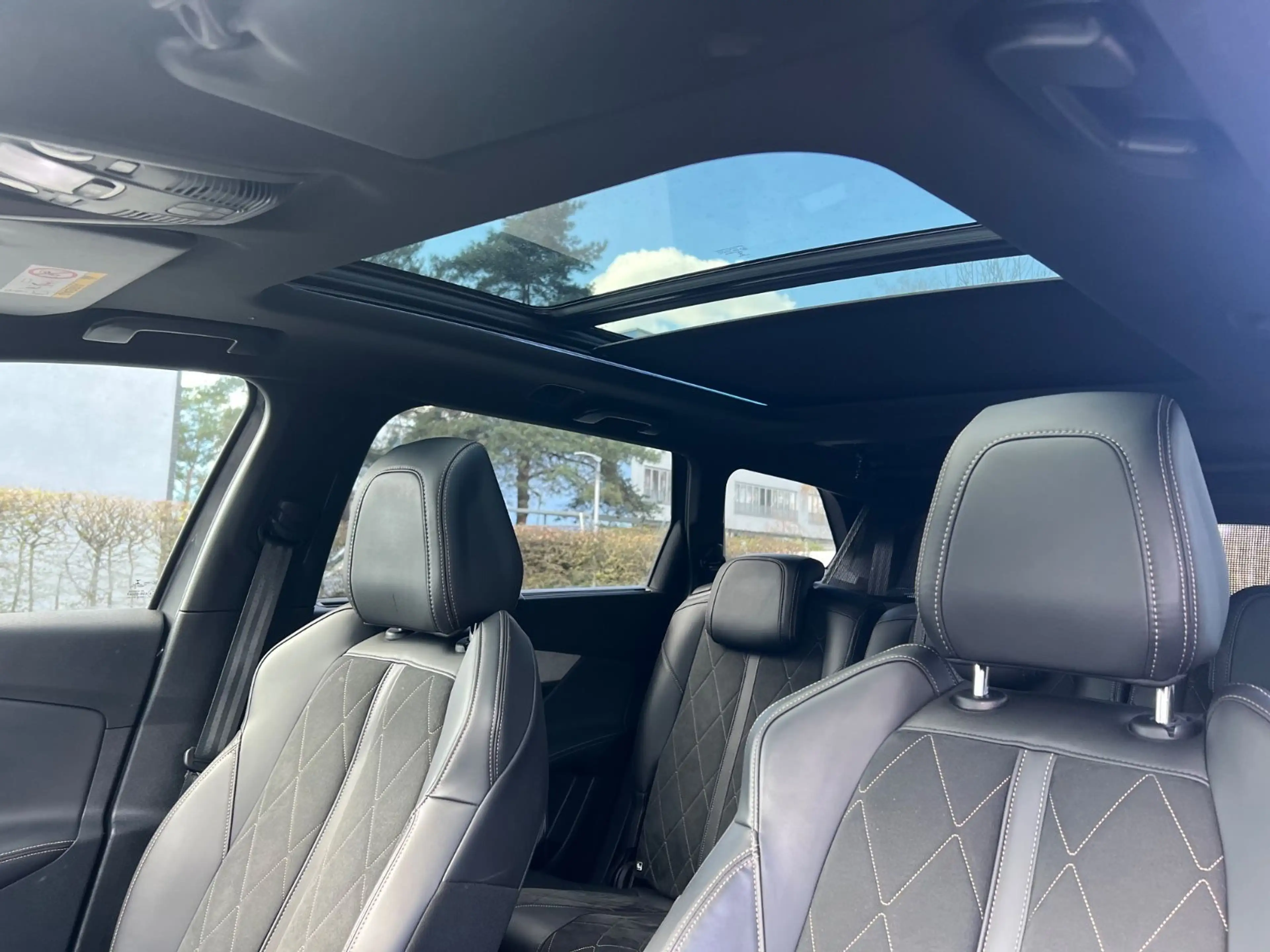 Peugeot 5008 GT BlueHDi 1.Hand~ Aut~Navi~Leder~Panorama — photo 13