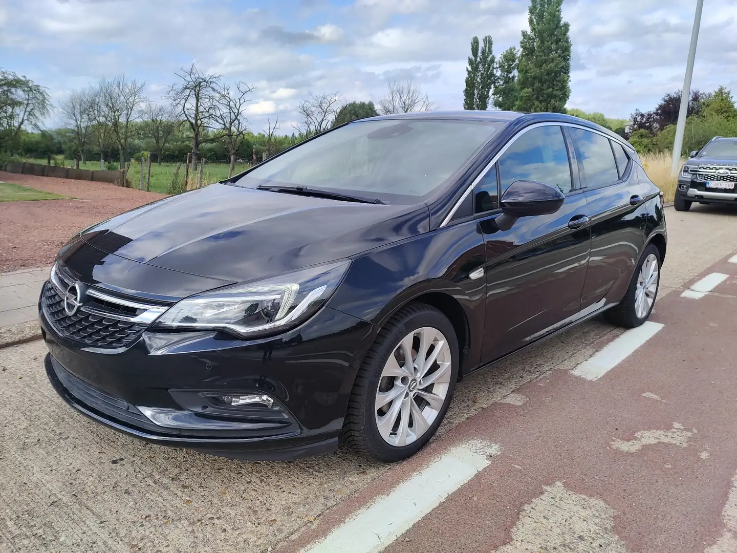 Opel Astra 1.4 Turbo Edition - 2