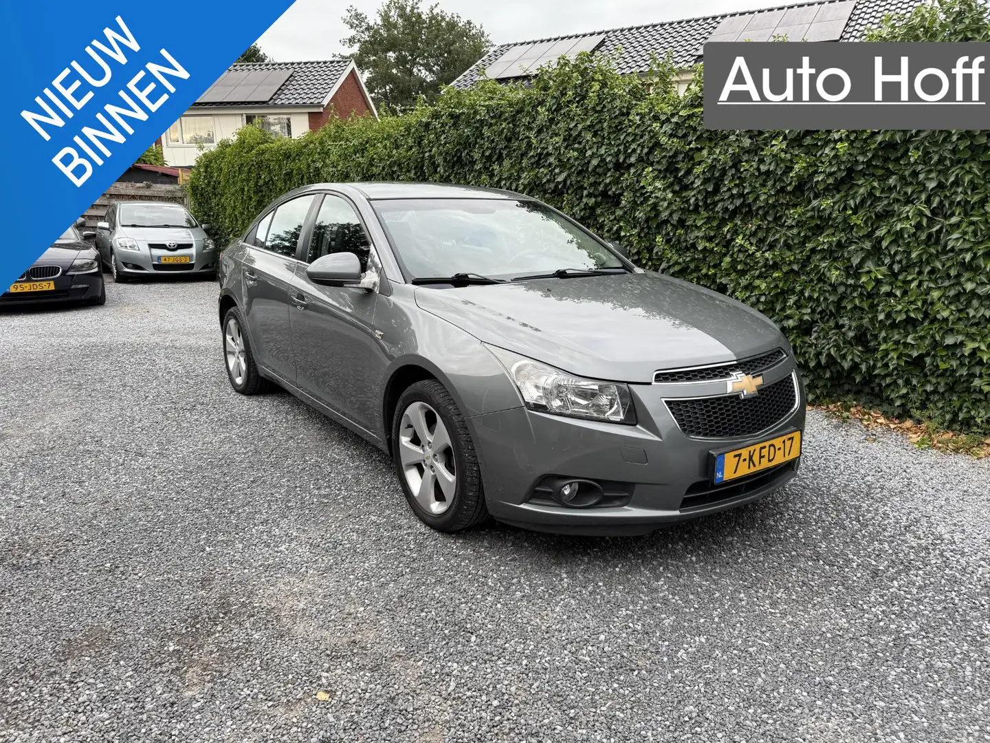 Chevrolet Cruze 1.8 LT | Leer | Navi | Autom. Airco | Cruise Contr Gris - 1