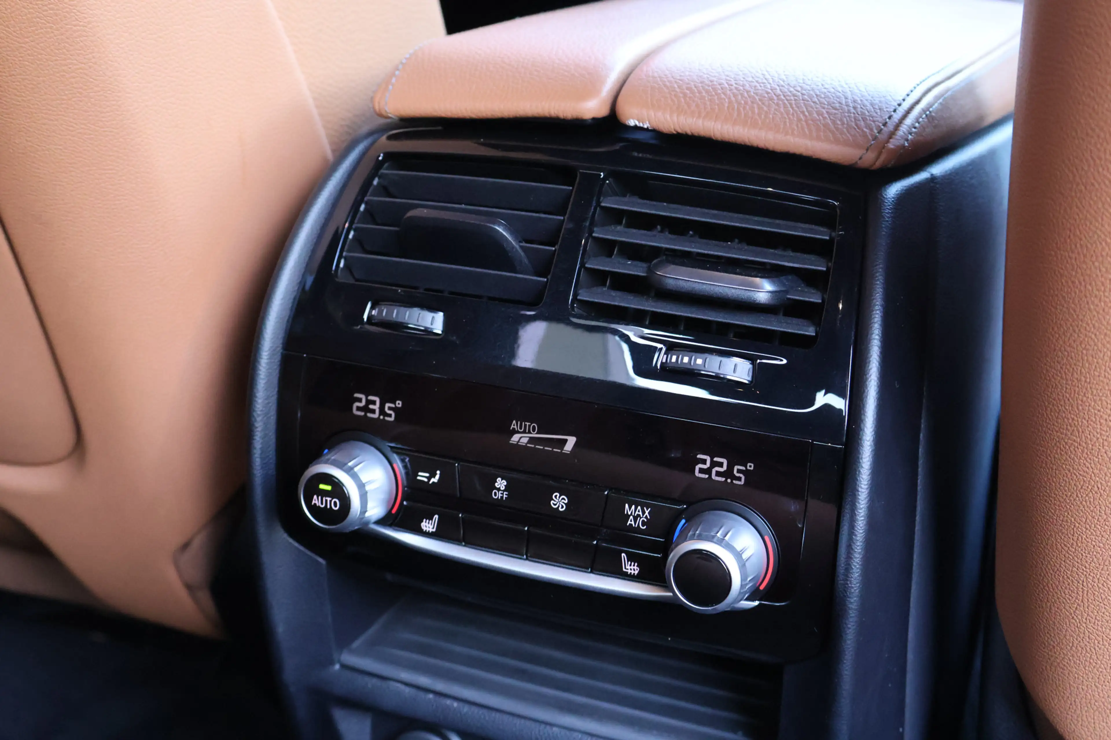 BMW M550 5-serie M550d xDrive High Executive | M-Sport | Pa — photo 32
