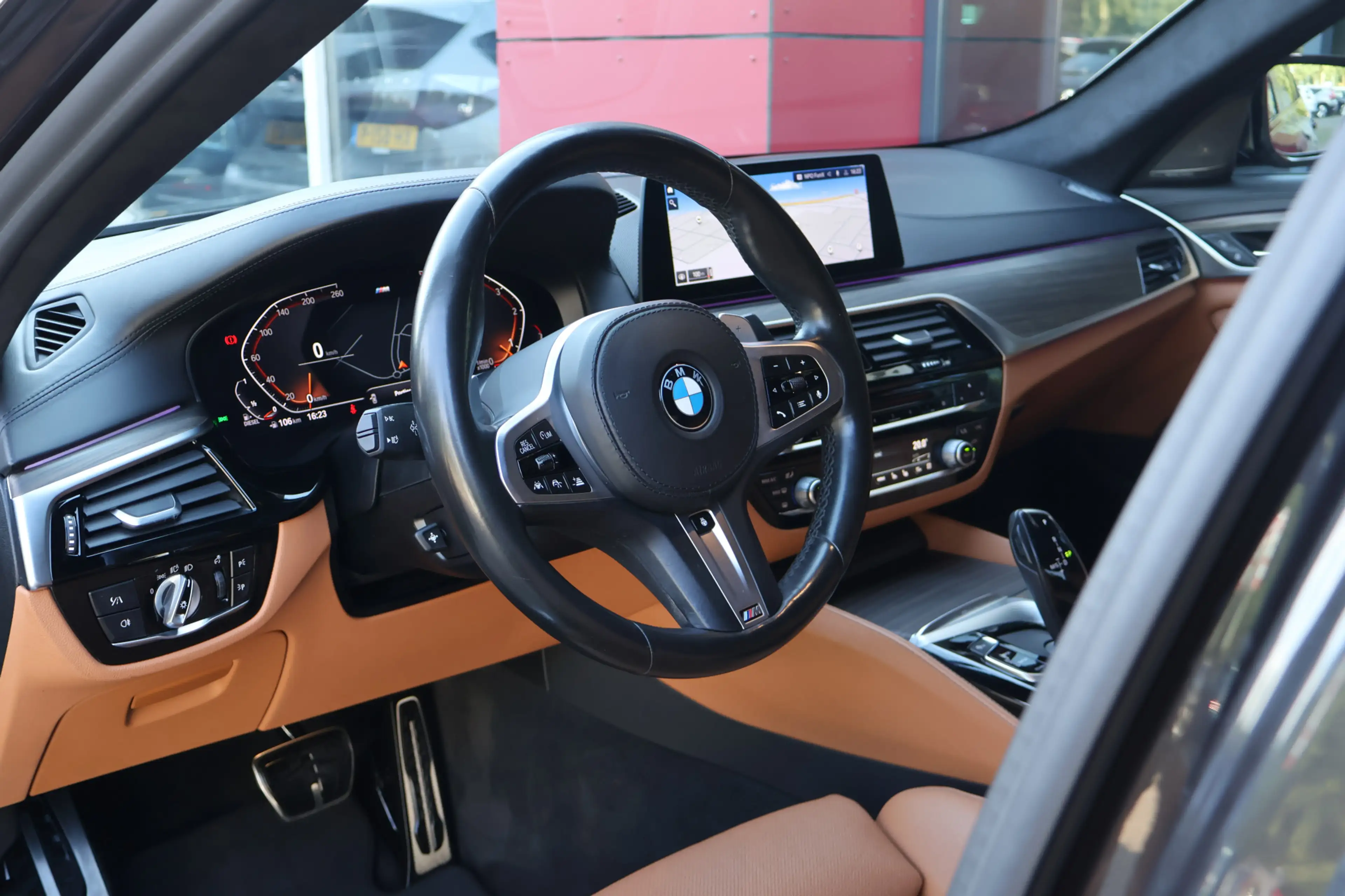 BMW M550 5-serie M550d xDrive High Executive | M-Sport | Pa — photo 7