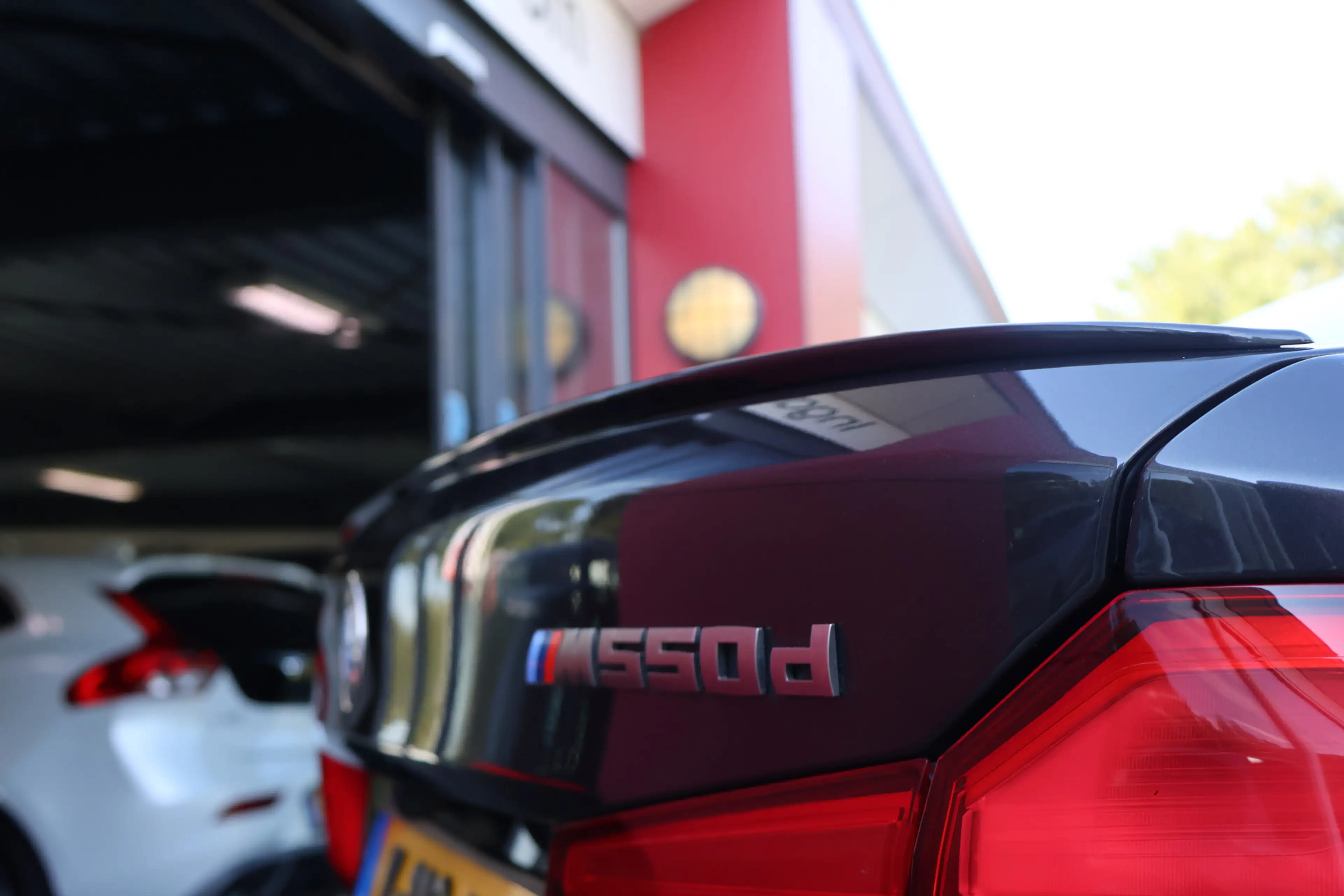 BMW M550 5-serie M550d xDrive High Executive | M-Sport | Pa — photo 37