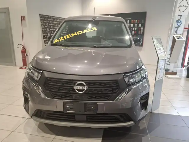 Nissan Townstar view 8