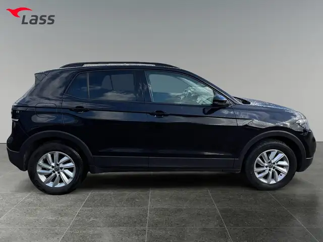 Volkswagen T-Cross view 7