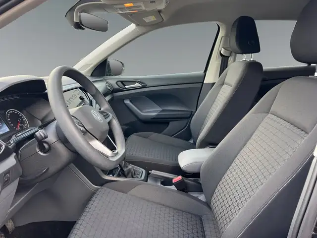 Volkswagen T-Cross view 10
