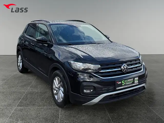 Volkswagen T-Cross view 8