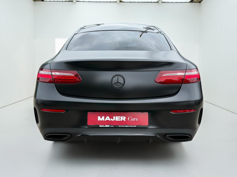 Mercedes-Benz E 200 Coupe*AMG*NIGHT-PAKET*PANORAMA*KLIMA* — photo 9