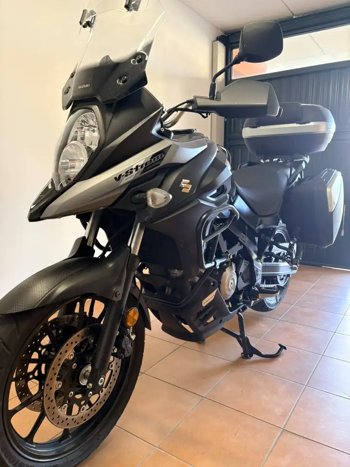 Suzuki V-Strom 650