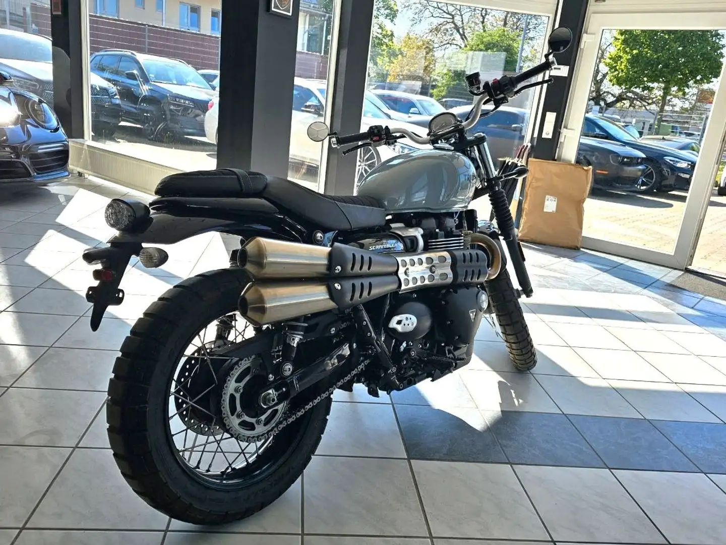 Triumph Street Scrambler Bonneville Edition Rojo - 2
