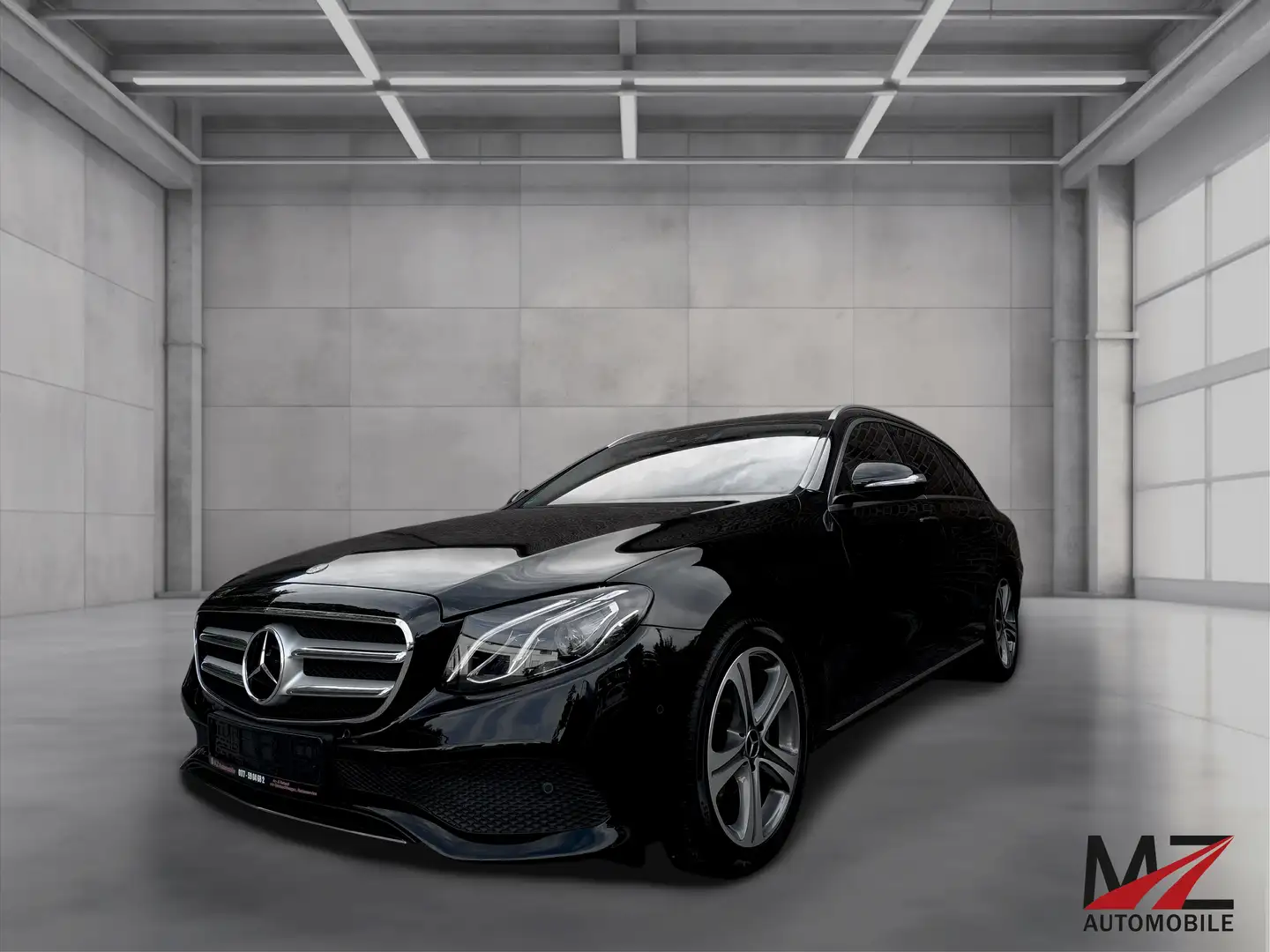 Mercedes-Benz E 220 E 220 d*HeadUp*LED*Avantgarde*Digi-Tacho*Key-Go Schwarz - 1