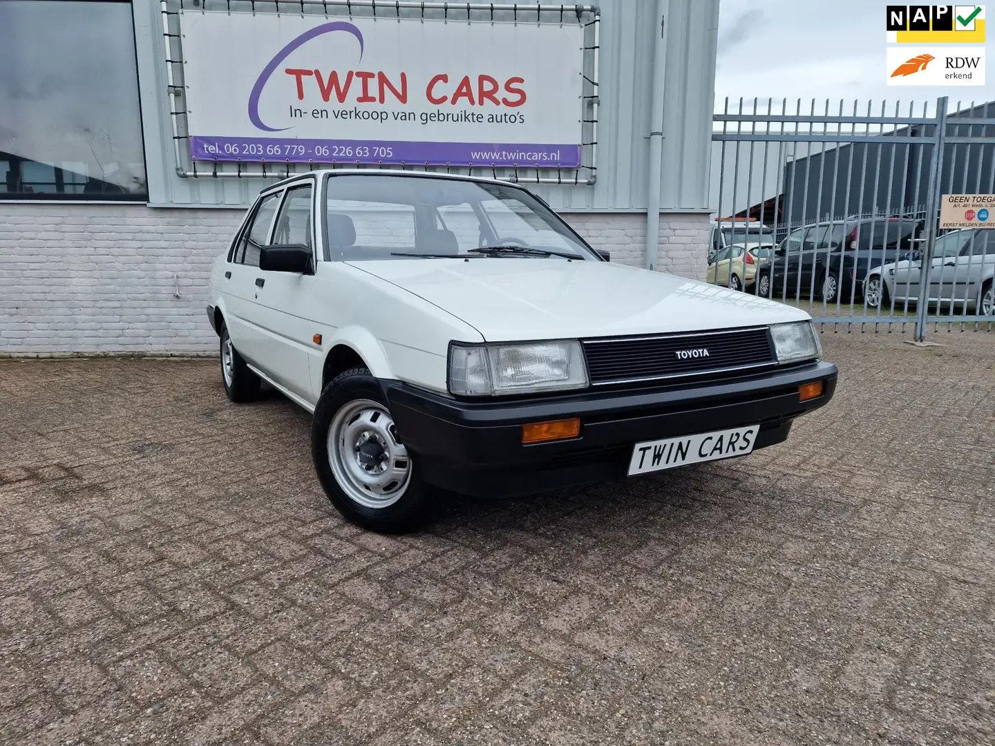 Toyota Corolla 1.3 Alb - 1
