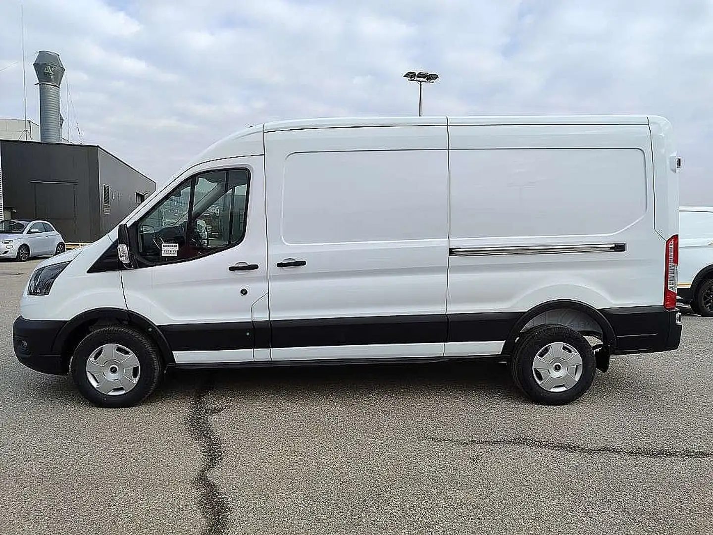 Ford Transit Transit Kasten 2,0 EcoBlue L3H2 350 Trend Weiß - 2