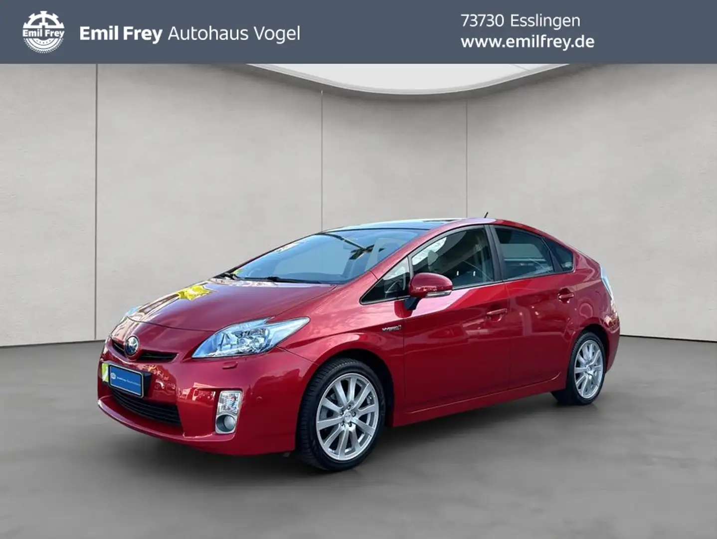 Toyota Prius 1.8 (Hybrid) Executive crvena - 1