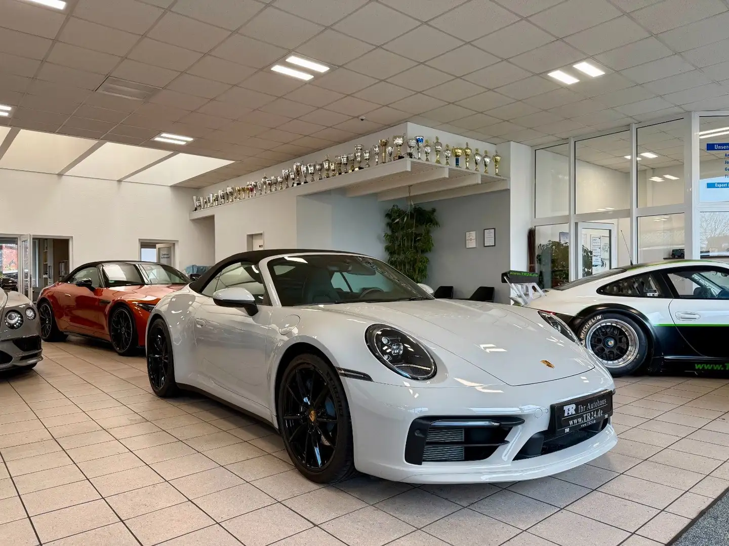 Porsche 992 911 992 Carrera Cabrio Sportabgas/BOSE/360 Grau - 2