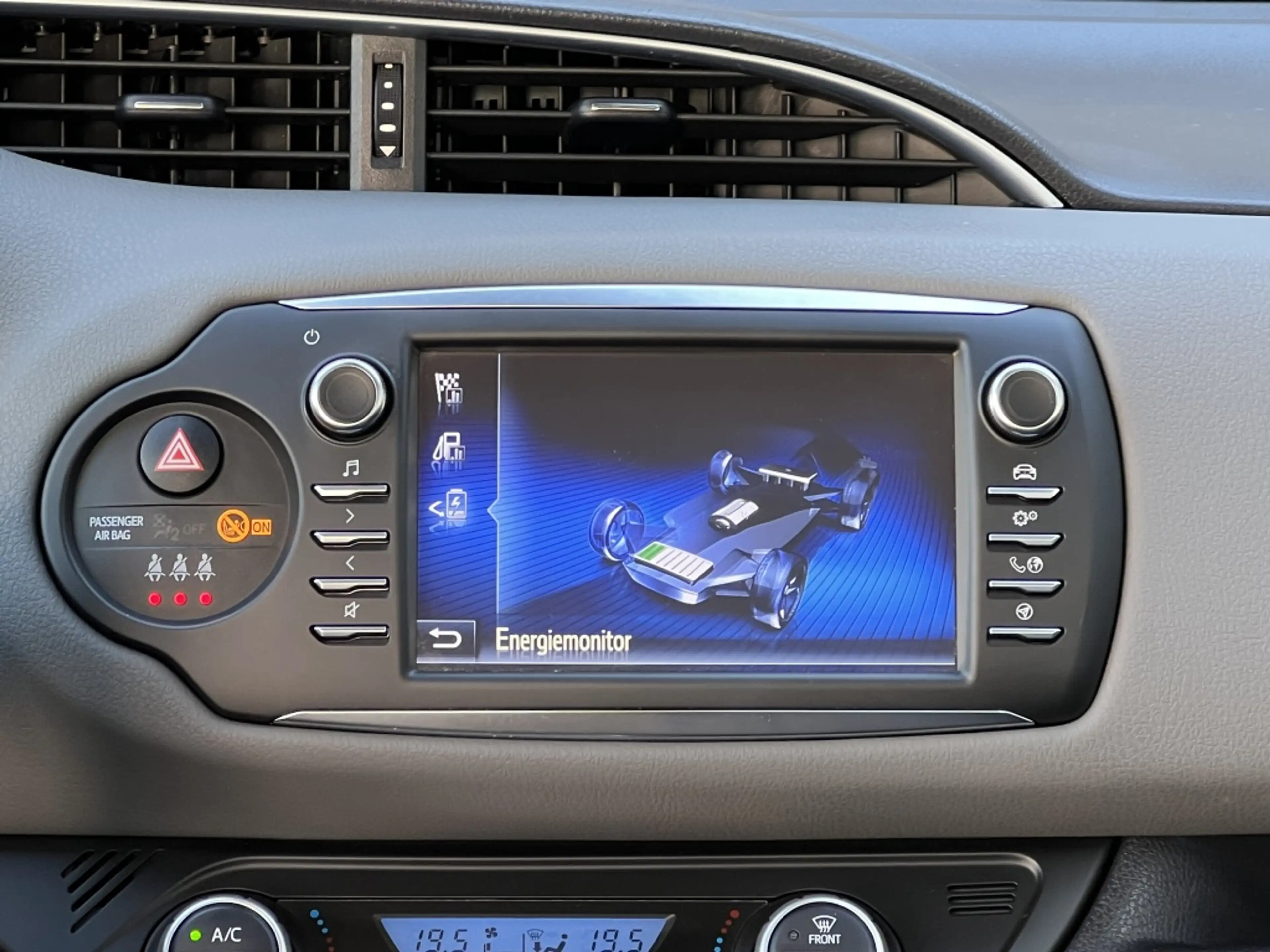 Toyota Yaris 1.5 Hybrid Aspiration Automaat 5-deurs | NL auto — photo 30