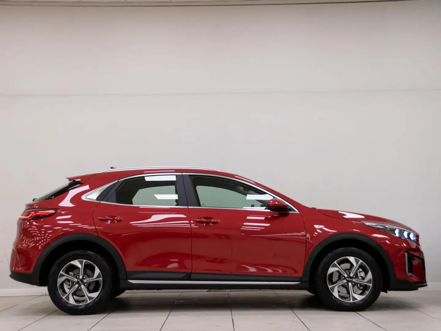 Kia XCeed 1.0 T-GDi Drive Rojo - 2